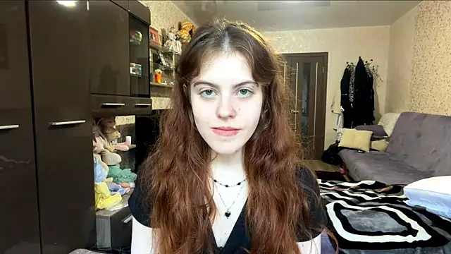 Živá chatovací místnost BuzzingRaid
