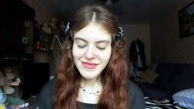 BuzzingRaid's Live Chat Room