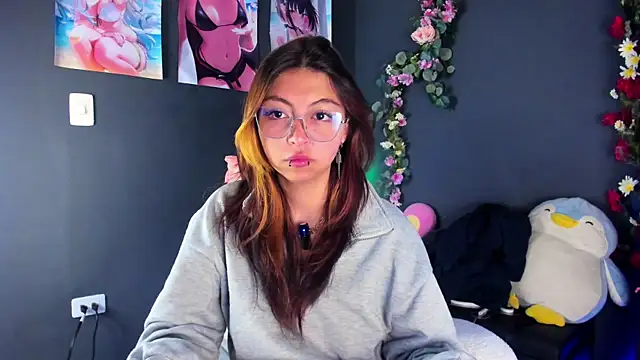 Živá chatovací místnost Kira_Exxe