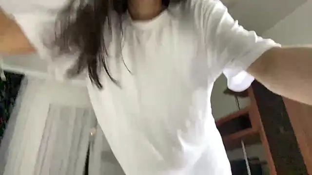 CarylOros Live Chatraum