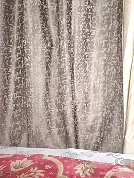 Živá chatovací místnost charu_cam