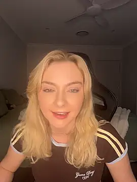 Chat soba uživo modela Lotttiee