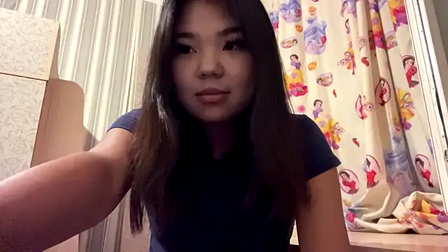 JohannaMickiewicz's Live Chat Room