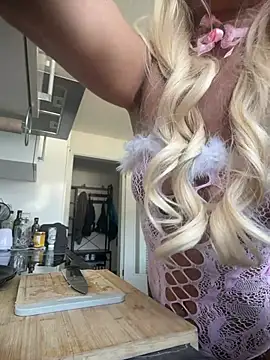 Živá kamerová sex show AyshaShirin