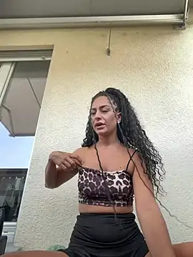 Živá chatovací místnost AyshaShirin