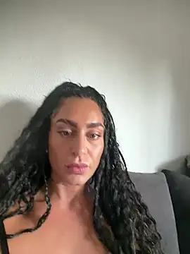 AyshaShirin's Live Chat Room