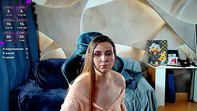 Millie_Mint's Live Chat Room