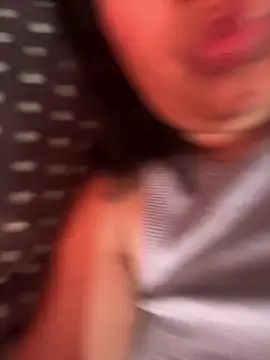 KaryLunaBella's Live Chat Room