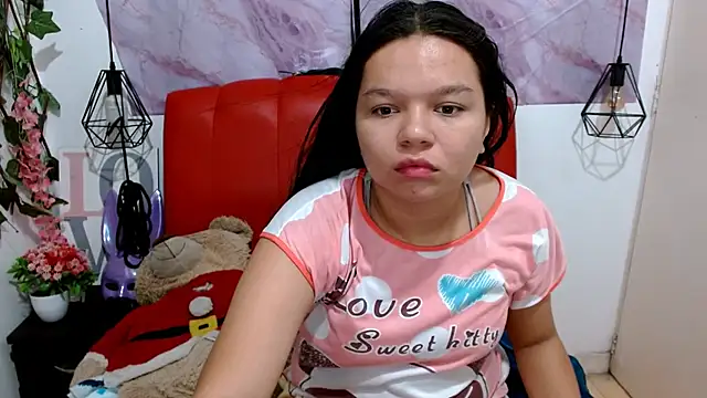 naomi_cute19 – live chatrum
