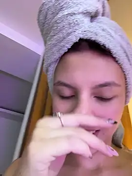 Bonniepark_ Cameră chat live