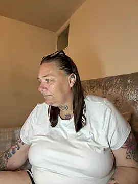 Živá chatovací místnost Flirty_Fever