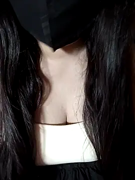 Lyly-sexy8386 现场聊天室
