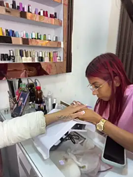 The_Nails_Sexx Adlı Modelin Canlı Sohbet Odası