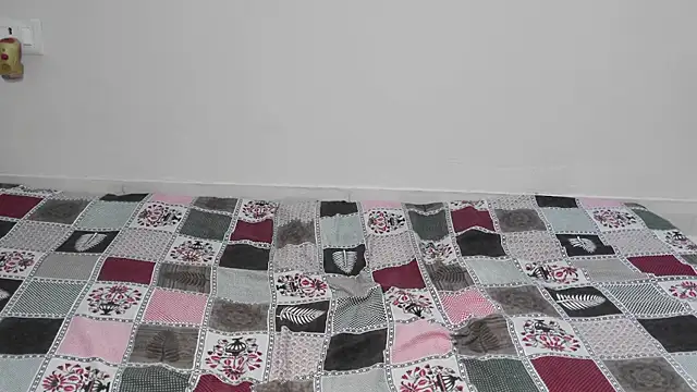 LoveLi_Girl Adlı Modelin Canlı Sohbet Odası