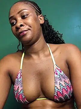 ห้องแชทสดของ ebonychocolateboobs