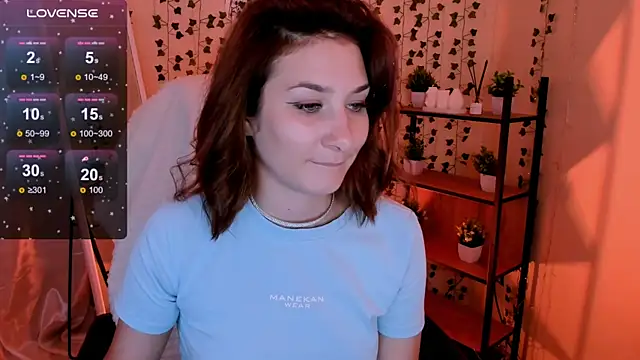 LiluBennet_ Adlı Modelin Canlı Sohbet Odası
