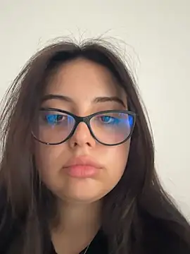 Marialuvvv 现场聊天室