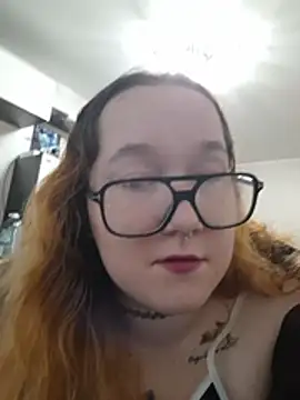 Živá chatovací místnost FionaDior