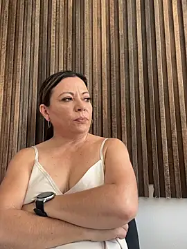 Scarlett_Noil Cameră chat live