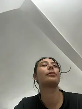 Chat soba uživo modela caroline_bennett