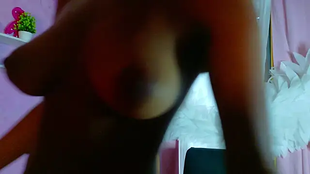 Lily_high লাইভ চ্যাট রুম