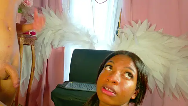 Sala de chat en directo de Lily_high