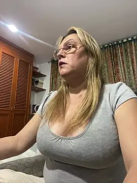 MALU0617 – live chatrum