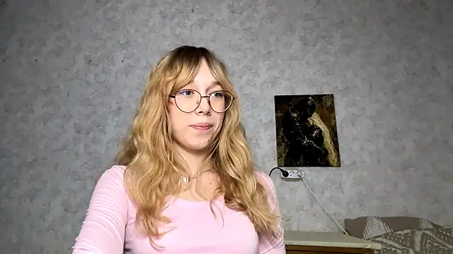 AriaFlyFerrari's Live Sex Cam Show