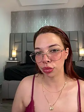 Emily_Lancaster чат на живо