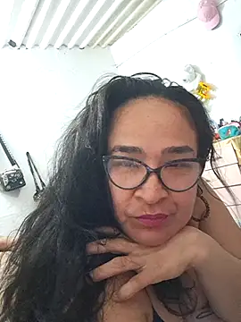 Chat soba uživo modela Dannycalienta21