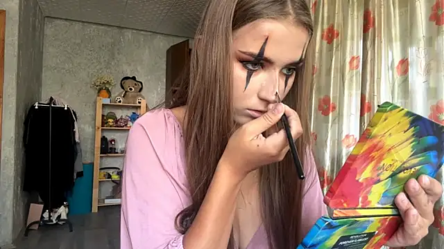 Pokój czatu na żywo – KacyBrostoff