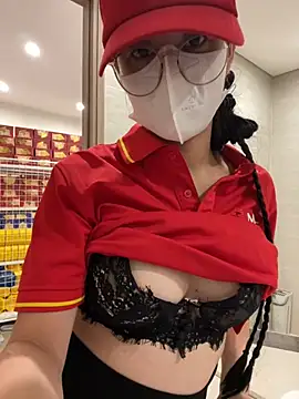 Sneaky_Cumshoot 现场聊天室