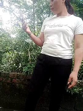 חדר צ'אט בשידור חי של Diana_hi