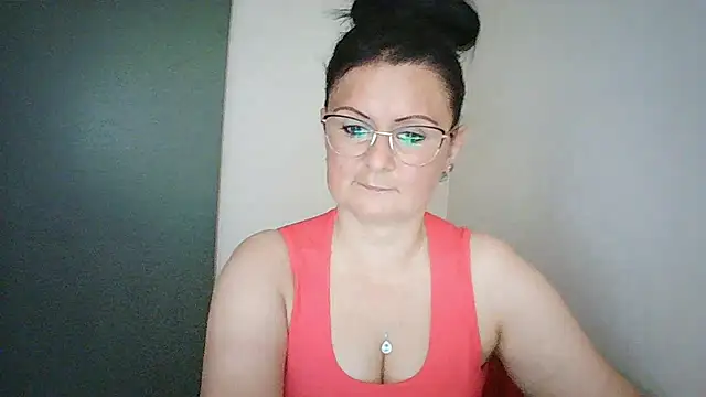 Živá chatovací místnost SonjaFlirt