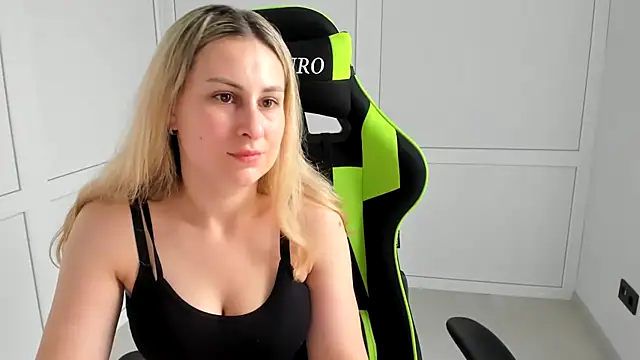Živá chatovací místnost MissLunariaa