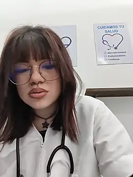 TATIANA--30's Live Chat Room