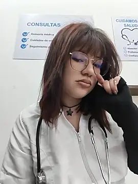 TATIANA--30 Live Chatraum