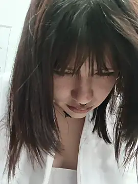 TATIANA--30 Live Chatraum