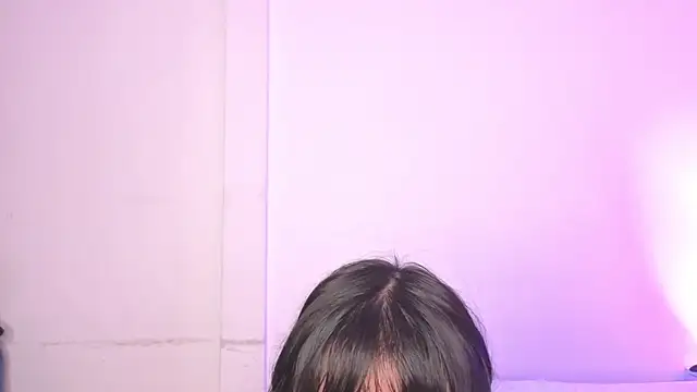 _misty_bl0od's Live Chat Room