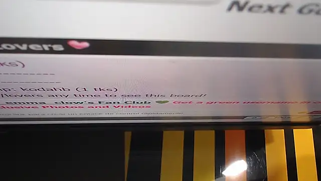 Živá chatovací místnost Emma_Clow