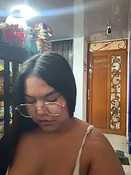 غرفة دردشة rubi_rousse المباشرة