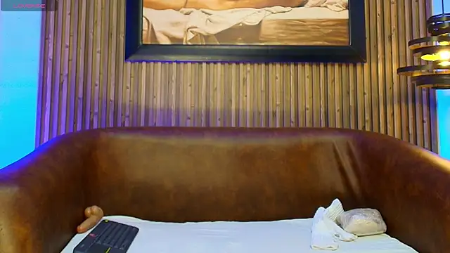Mia_nova18 – live chatrum