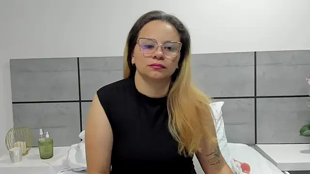 mia_ambeeer Live Chatraum