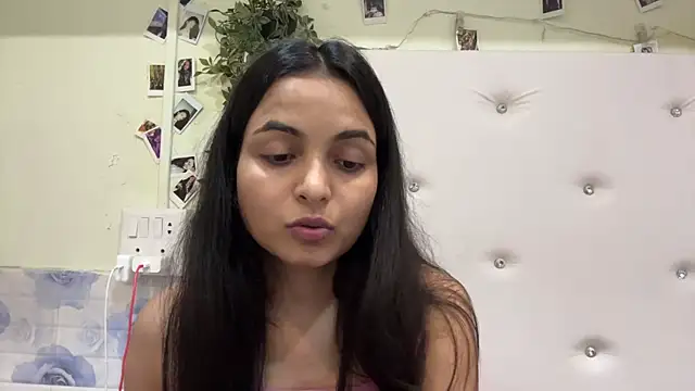 DainaFucci's Live Chat Room