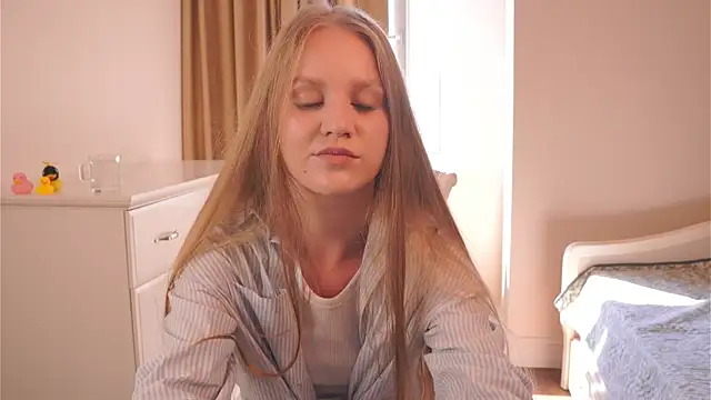 FlossieTeoh's Live Chat Room
