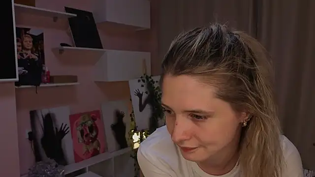 JonieBirdette Cameră chat live
