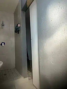 חדר צ'אט בשידור חי של thethicktities