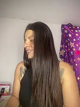 sofi_23x's Live Chat Room