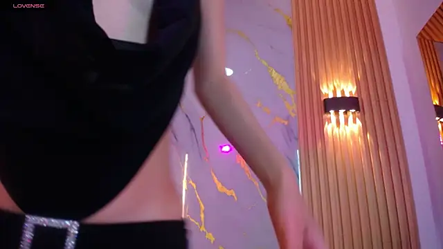 Esmeralda_Belle Cameră chat live