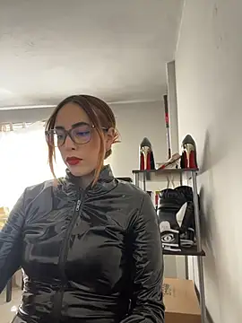 غرفة دردشة valery_mistress المباشرة